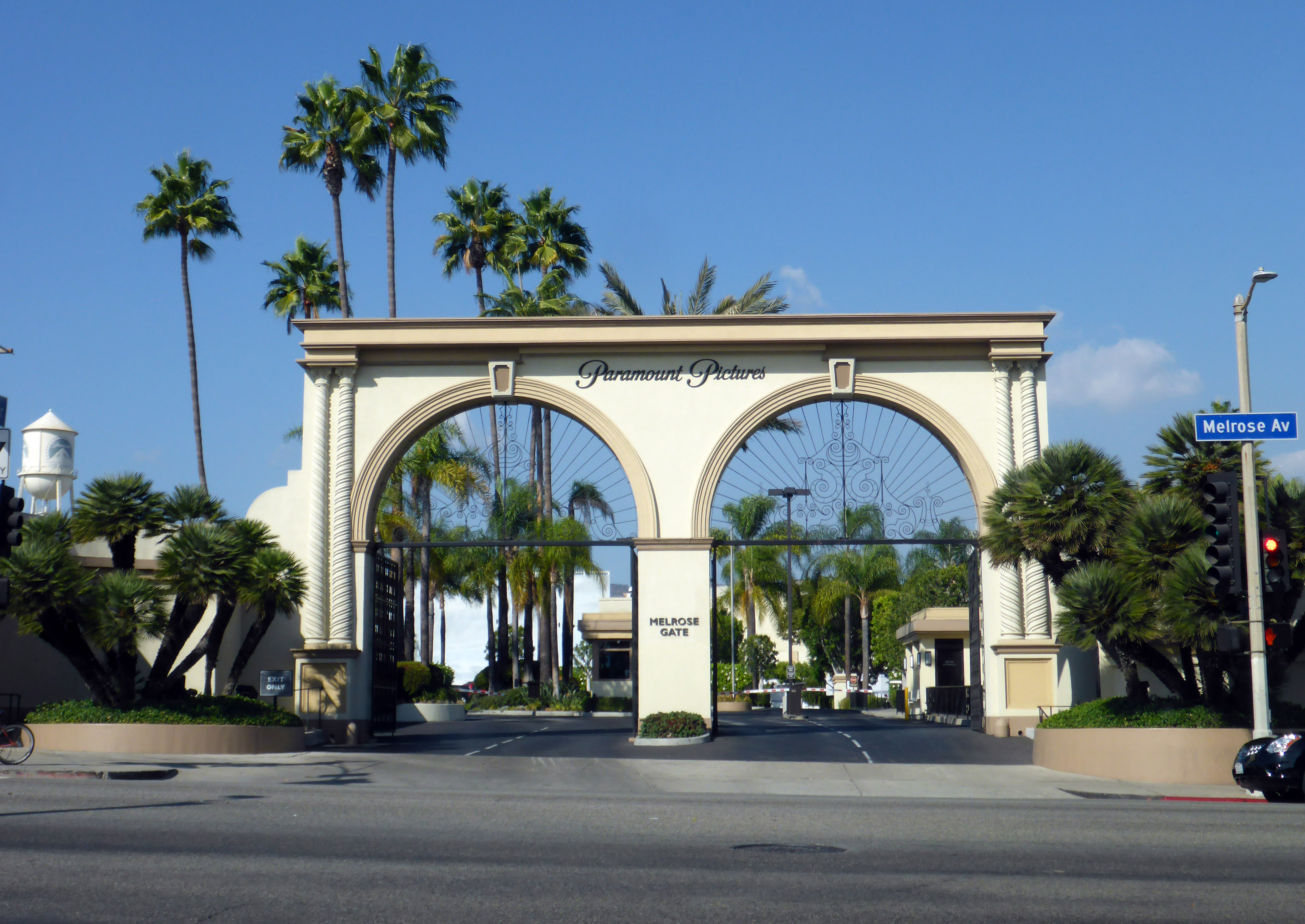 why-hollywood-and-the-housing-industry-need-each-other